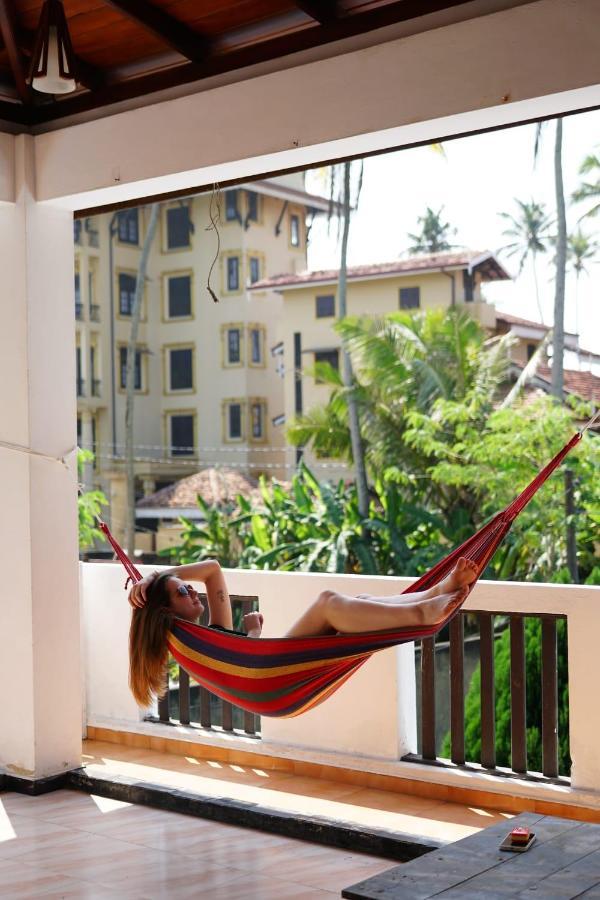 Soul Inn Ahangama Bagian luar foto