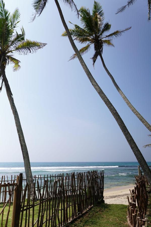 Soul Inn Ahangama Bagian luar foto