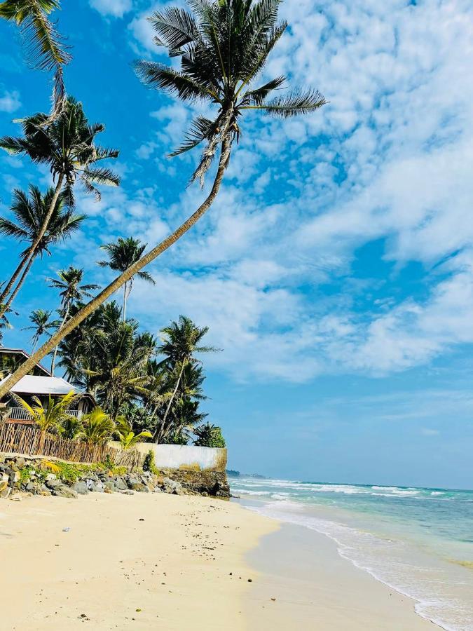 Soul Inn Ahangama Bagian luar foto