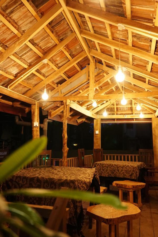 Soul Inn Ahangama Bagian luar foto