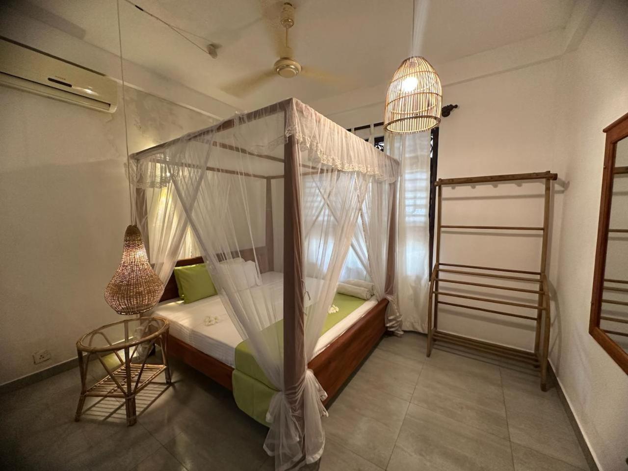 Soul Inn Ahangama Bagian luar foto